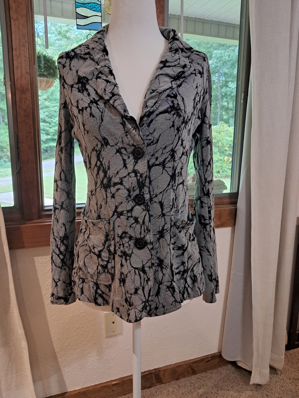 Karen Kane Black and Gray Marbled Button-Front Knit Jacket Small